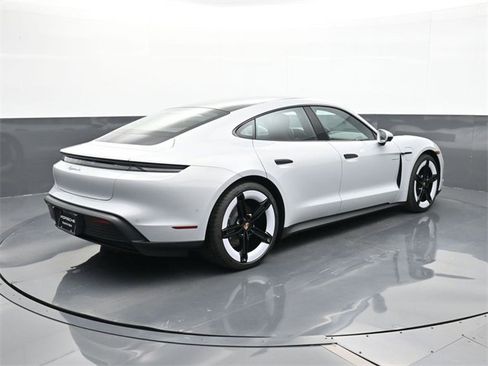 New 2025 Porsche Taycan image 29