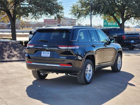 New 2026 Jeep Grand Cherokee Laredo RWD image 4