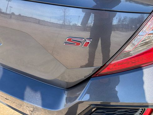 Used 2019 Honda Civic Si image 22