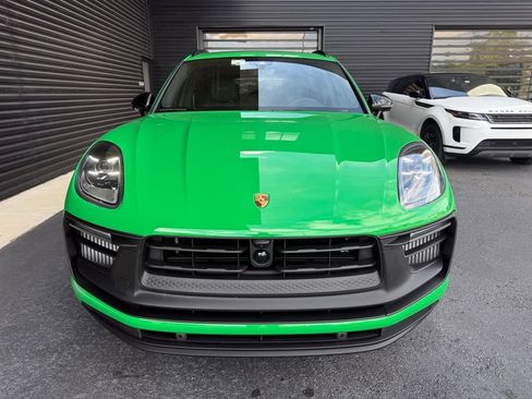 Certified 2026 Porsche Macan GTS image 6