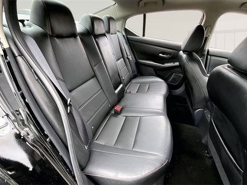 Used 2024 Nissan Sentra SR w/ SR Premium Package image 22