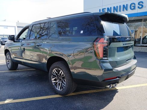 New 2026 Chevrolet Suburban Z71 AWD/4WD image 5