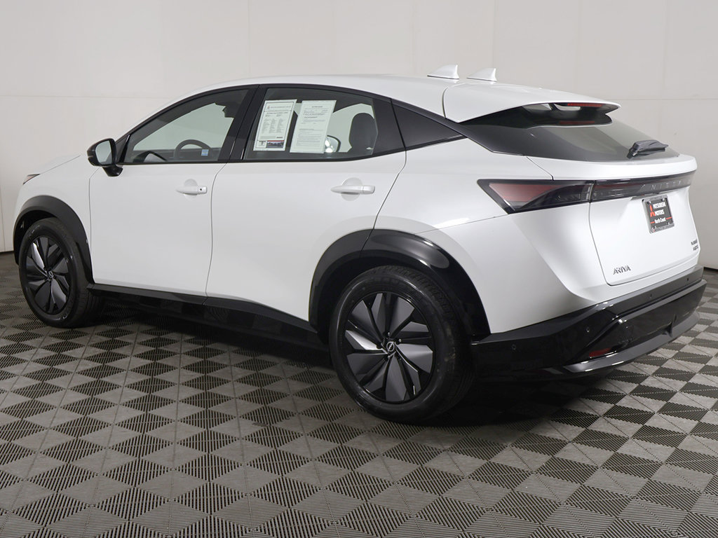 Used 2024 Nissan Ariya AWD image 15