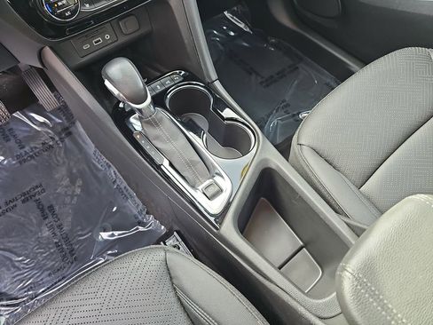 Used 2022 Buick Encore GX Essence w/ Advanced Technology Package image 26