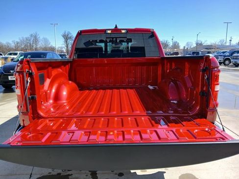 New 2026 RAM 1500 4x4 Crew Cab image 18