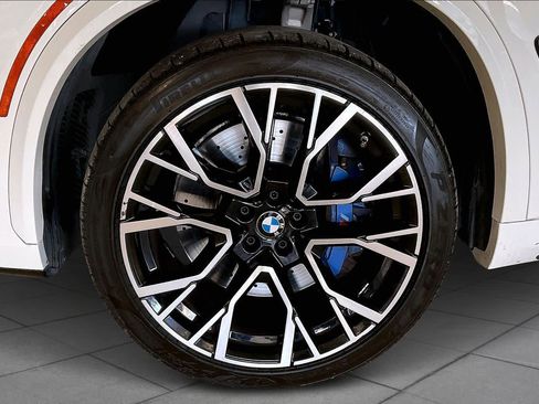 Used 2022 BMW X5 M w/ Executive Package image 11