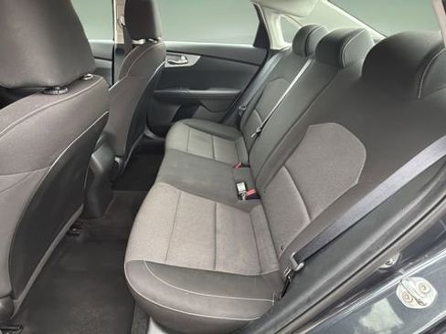 Used 2023 Kia Forte LXS image 19