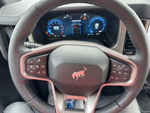 New 2025 Ford Bronco Outer Banks image 27