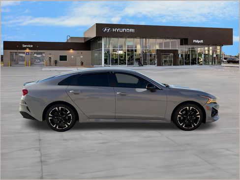 Used 2022 Kia K5 GT-Line image 8