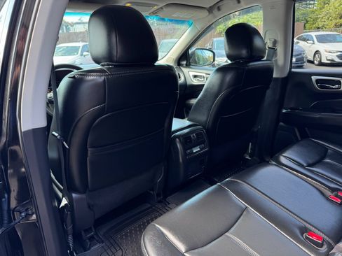 Used 2016 Nissan Pathfinder SL w/ SL Tech Package AWD/4WD image 15