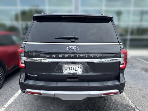Used 2023 Ford Expedition Limited RWD image 5