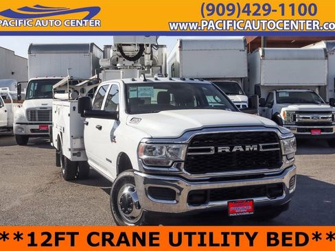 Used 2020 RAM 3500 Tradesman w/ Chrome Appearance Group image 1