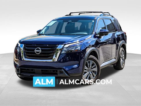 Used 2024 Nissan Pathfinder SV w/ SV Premium Package image 1