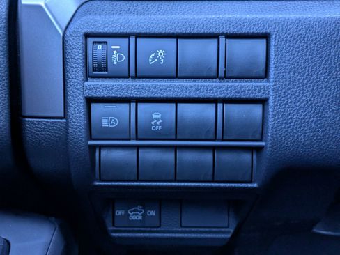 Used 2024 Toyota Tacoma SR5 image 17