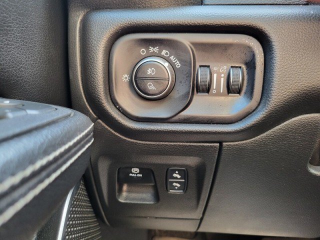 Used 2025 RAM 1500 Laramie w/ Laramie Southwest Edition AWD/4WD image 21