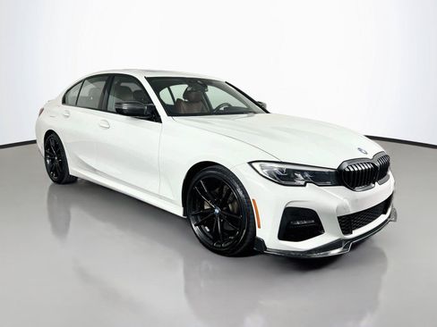 Used 2022 BMW 330i xDrive Sedan w/ M Sport Package AWD/4WD image 8