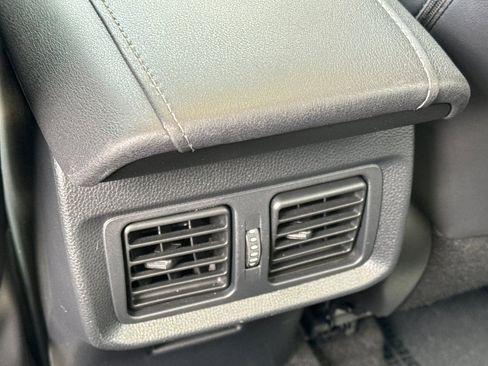 Certified 2024 Toyota Venza Limited AWD/4WD image 16