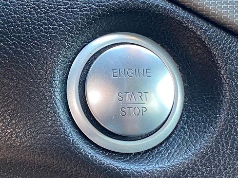 Used 2019 Mercedes-Benz GLA 250 GLA 250 image 17