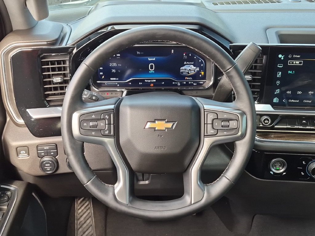 Certified 2024 Chevrolet Silverado 1500 LT AWD/4WD image 17