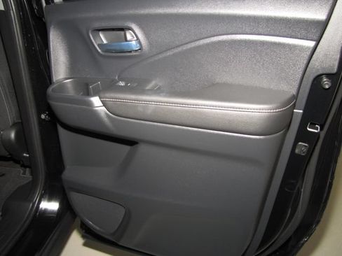 Certified 2024 Honda Ridgeline Sport image 18