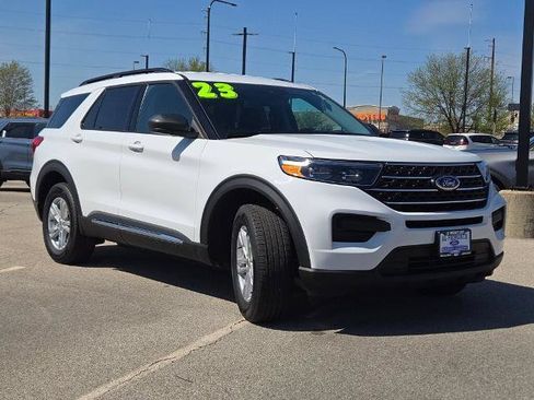 Certified 2023 Ford Explorer XLT AWD/4WD image 5