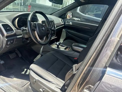 Used 2014 Jeep Grand Cherokee Laredo w/ Security & Convenience Group RWD image 5
