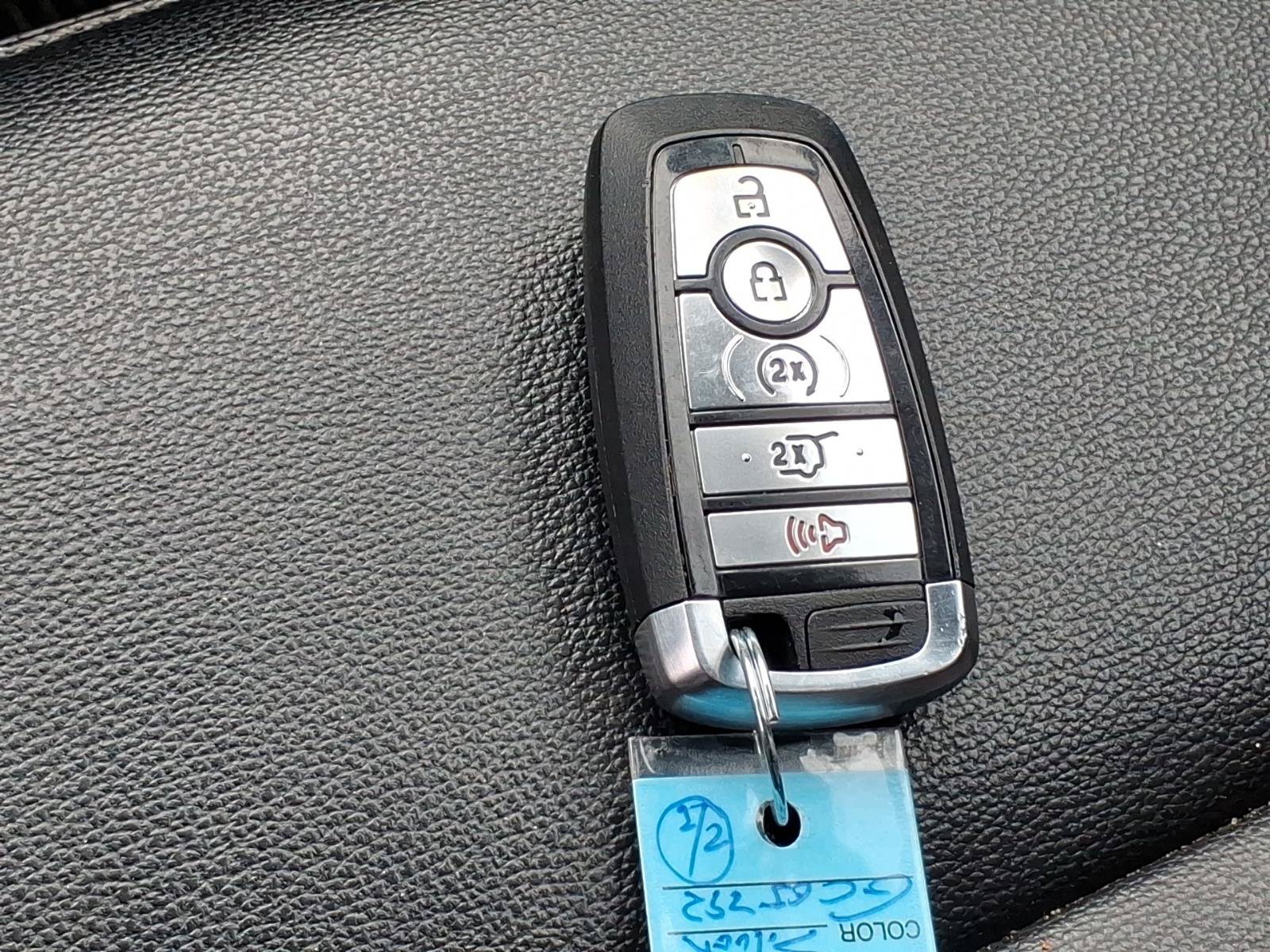 Used 2020 Ford Explorer XLT w/ Equipment Group 202A AWD/4WD image 21