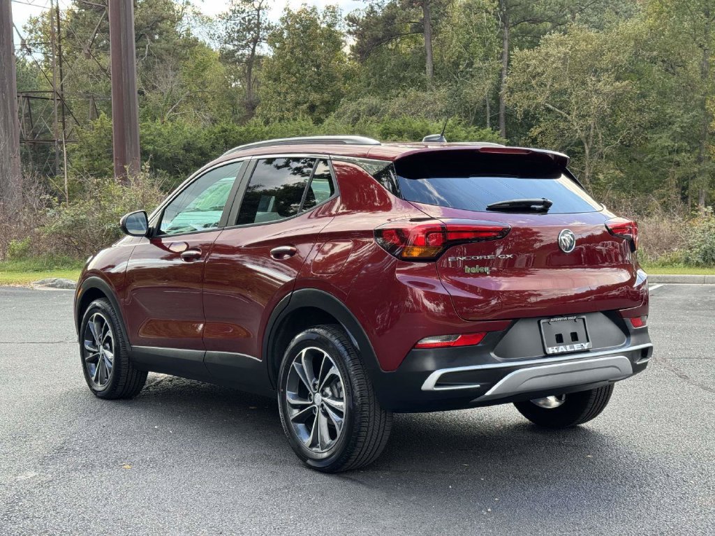 Used 2023 Buick Encore GX Select FWD image 24
