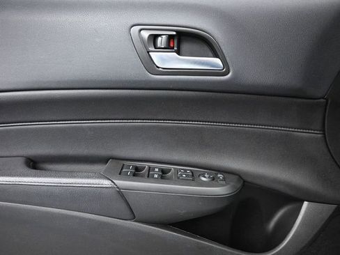 Used 2019 Acura ILX FWD image 25