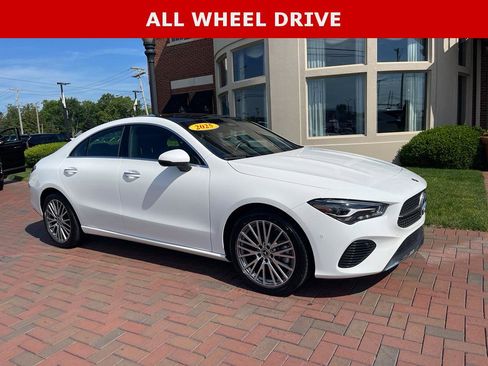 Used 2025 Mercedes-Benz CLA 250 4MATIC image 5