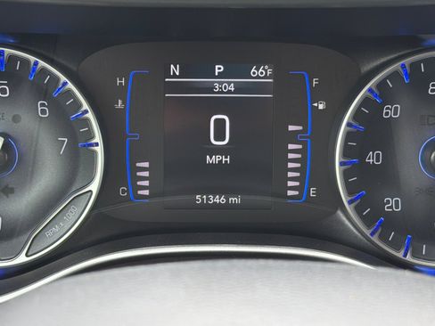 Used 2023 Chrysler Voyager LX FWD image 27