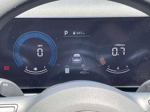 Certified 2026 Hyundai Tucson SE FWD image 18