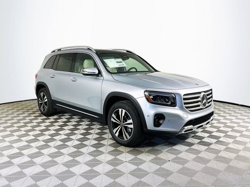 Certified 2026 Mercedes-Benz GLB 250 4MATIC image 1