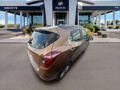 Used 2017 Buick Encore Preferred FWD image 2