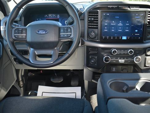 Used 2024 Ford F150 XLT image 3