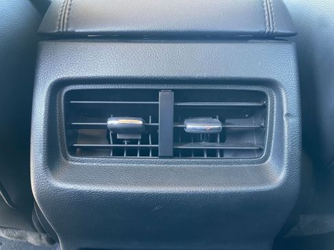 Used 2024 Ford Edge SEL image 24