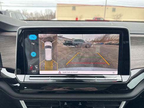 New 2026 Volkswagen Atlas SEL Premium R-Line image 22