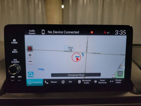 Used 2024 Honda Pilot Touring image 20