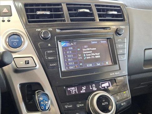 Used 2014 Toyota Prius V Three image 8