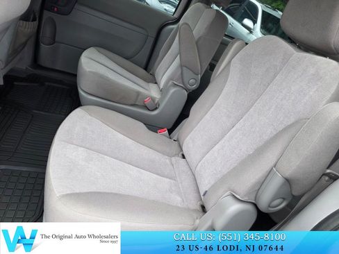 Used 2012 Kia Sedona LX w/ PWR Pkg FWD image 12