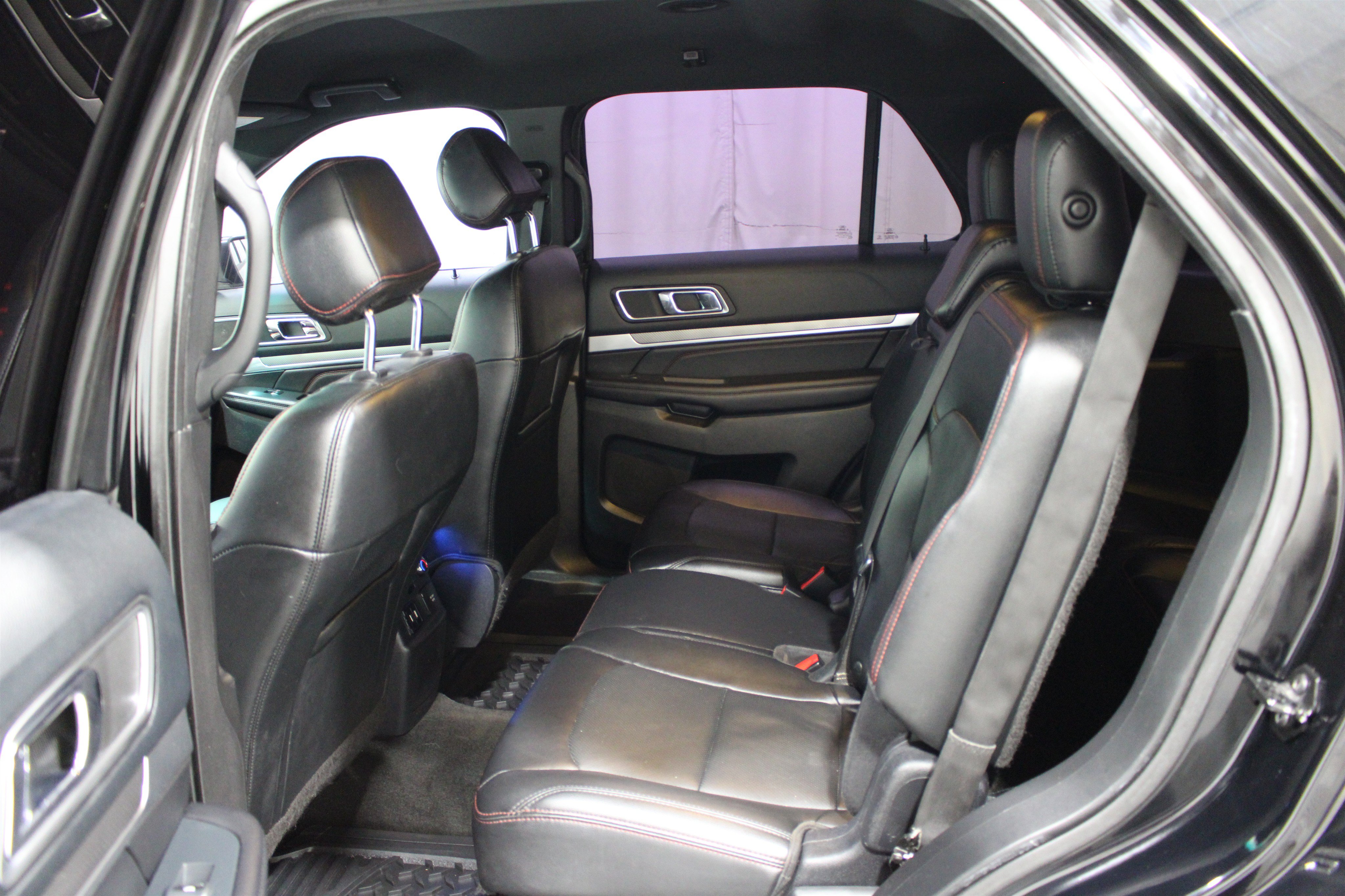 Used 2016 Ford Explorer Sport w/ Equipment Group 401A AWD/4WD image 21