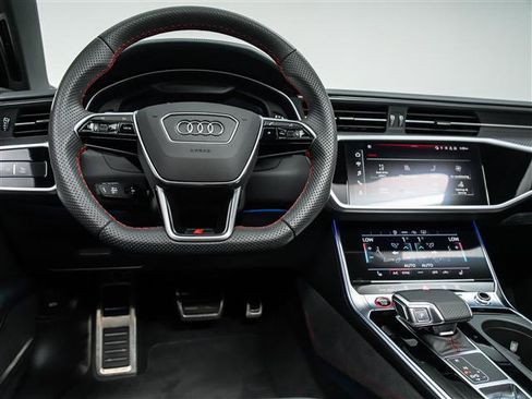 Used 2023 Audi S6 Premium Plus w/ Premium Plus Package image 21