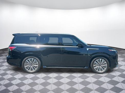 Used 2025 INFINITI QX80 Luxe w/ Exterior Package AWD/4WD image 8