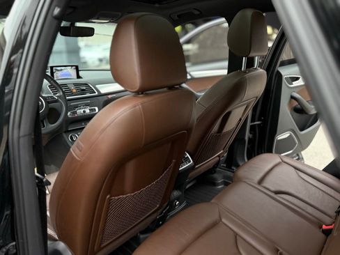 Used 2017 Audi Q3 2.0T Prestige w/ Prestige Package image 26