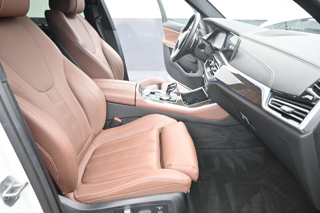 Used 2022 BMW X5 sDrive40i w/ Premium Package RWD image 21