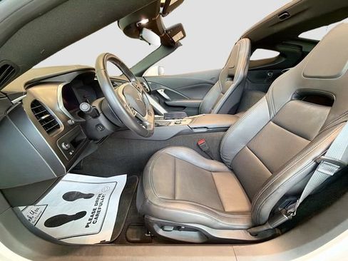 Used 2017 Chevrolet Corvette Stingray Coupe w/ Carbon Flash Badge Package RWD image 17