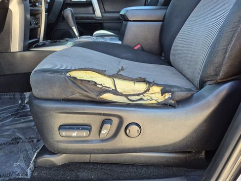 Used 2015 Toyota 4Runner SR5 RWD image 18
