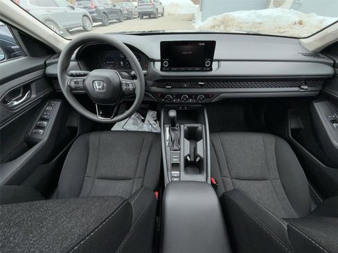Used 2024 Honda Accord EX image 22
