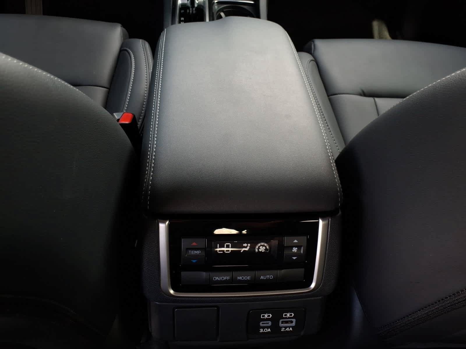 Certified 2026 Subaru Ascent Premium AWD/4WD image 32