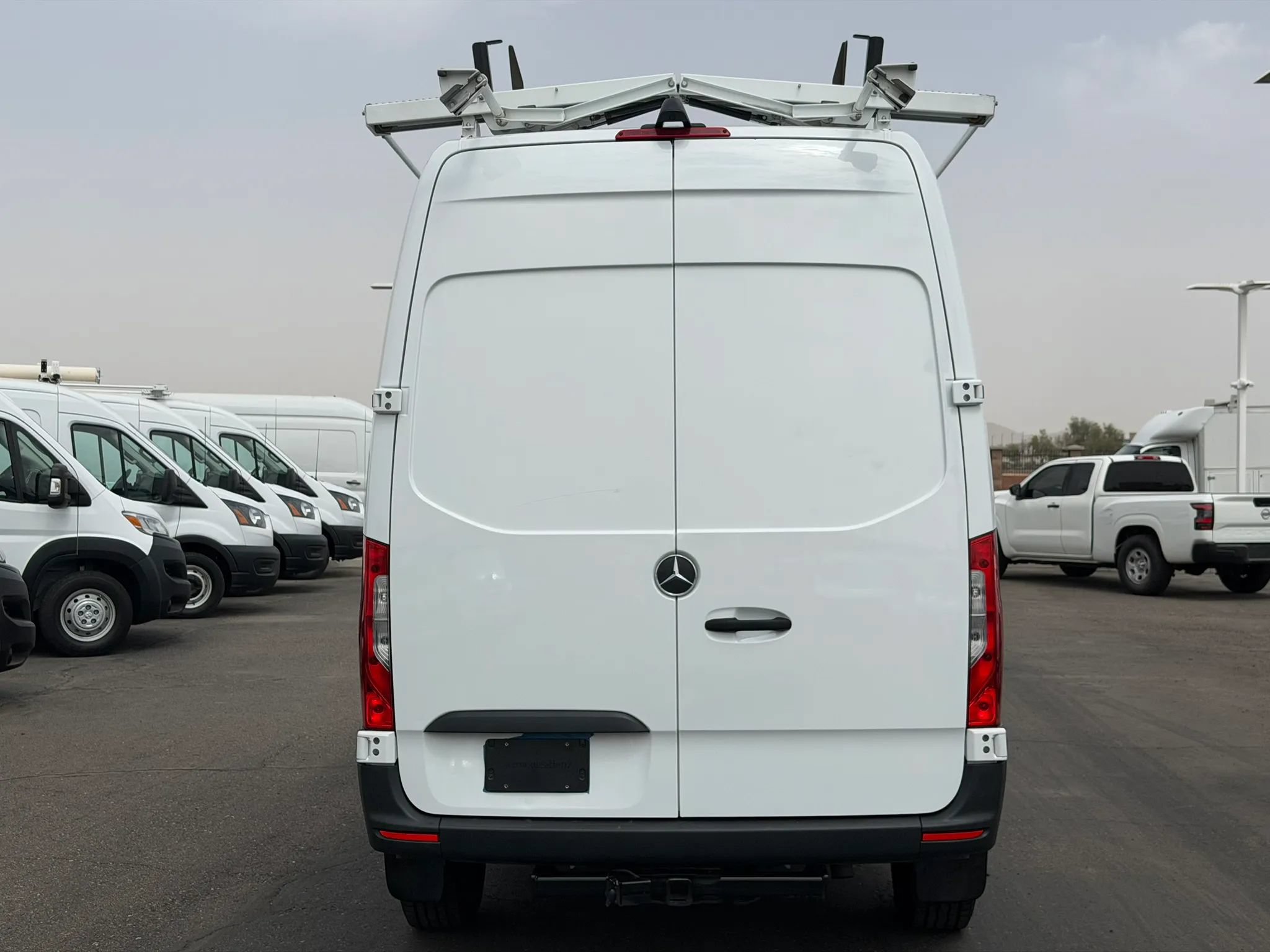Used 2024 Mercedes-Benz Sprinter 2500 w/ Acoustic Package image 5